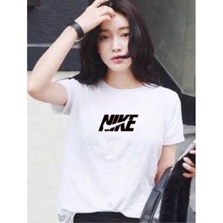 เสื้อยืดสีขาว NIKE พร้อมส่ง