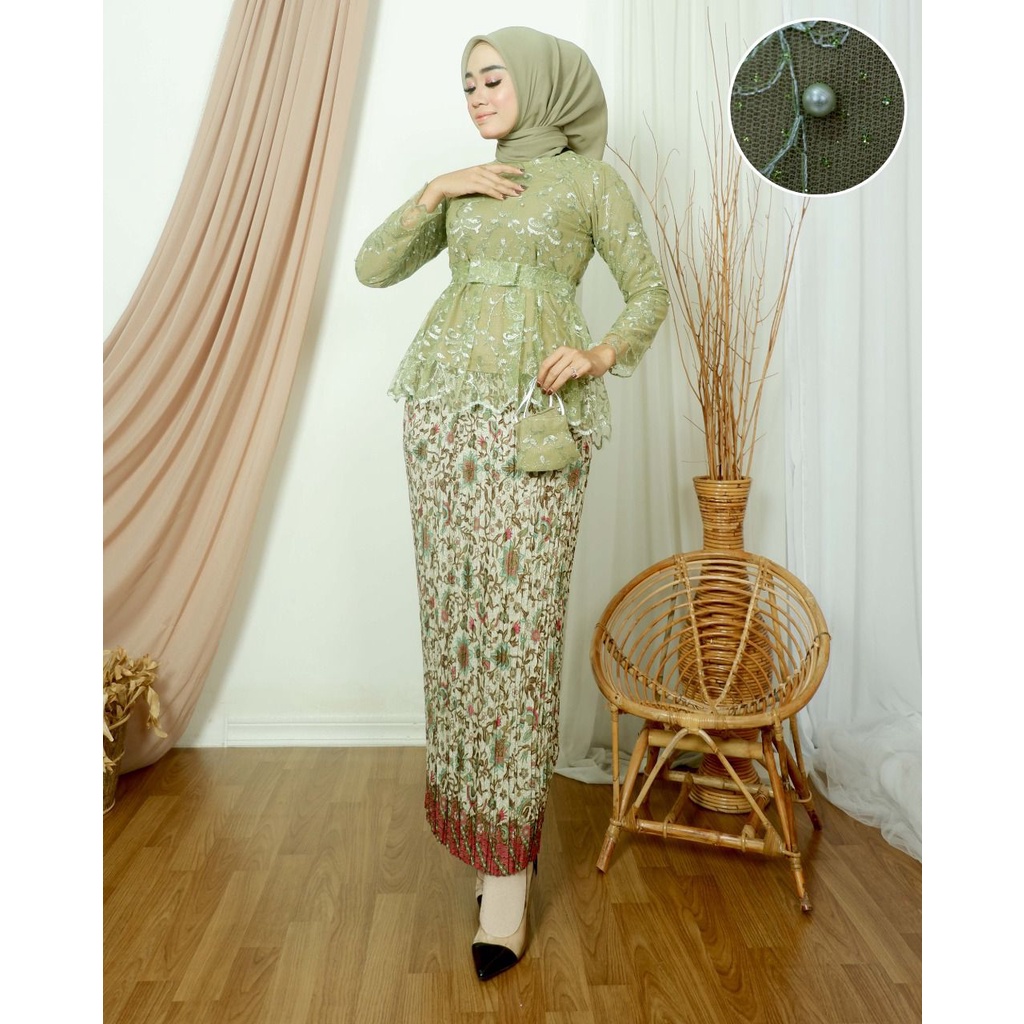 Kebaya CHANTIKA - KEBAYA CHANTIKA - MODERN KEBAYA Tille - KEBAYA Brocade - MODERN KEBAYA