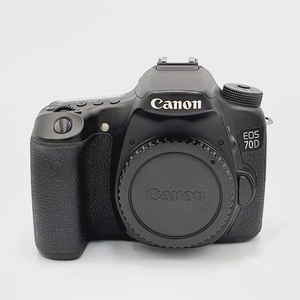 Canon EOS 70D ( Body )