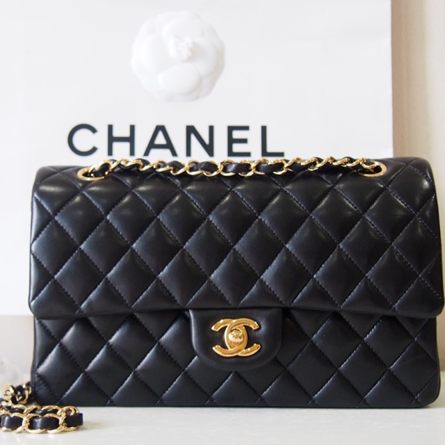 ❌❌ SOLD ❌❌ กระเป๋า Chanel classic medium 10' lamb สีดำ