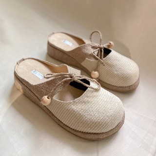 (พร้อมส่ง)Corduroy slippers by ONETH1NG - รองเท้าสลิปปเปอร์ ผ้าลูกฟูก/หัวโต