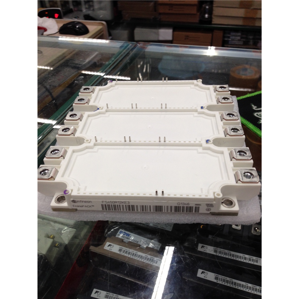 YY FS225R17KE3 FS225R12KE3 FS225R17KE4 FS225R12KE4 FS150R12KE3G FS450R12OE4 FS300R12OE4 โมดูลใหม่