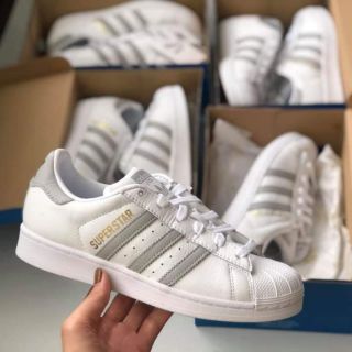 💮พร้อมส่ง💮Adidas Superstar(original)
สีเทาโลโก้ทอง