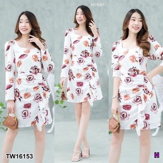 TwinsShopVip💗พร้อมส่ง TW16153 Minidresses แขนยาวทรงคอเหลี่ยม ลายดอก แต่งผ้าระบาย