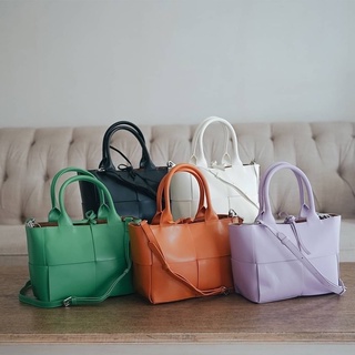 กระเป๋าหนังวัวแท้ BV Arco Tote small bag