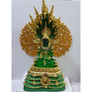พระแก้วนาคปรก พระแก้วมรกต พระพุทธรูปขนาดบูชา สูง13 นิ้ว ฐานกว้าง 8 นิ้ว พิมพ์มาใหม่สีเขียว หล่อตันแข็งแรง ปลุกเสกโดยวัด