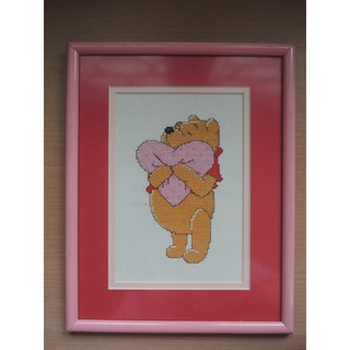 กรอบรูปครอสติส cross stitch กรอบรูปพร้อมภาพปักครอสติส ลาย วินนี่เดอะพูห์ Winnie the Pooh -ของมือสอง