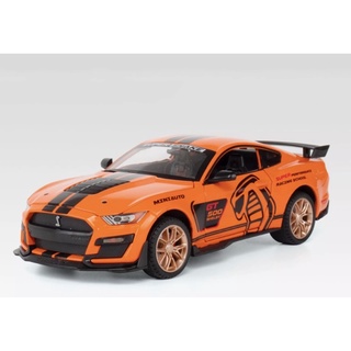 โมเดลรถเหล็กFord Shelby GT500 สเกล1:24 มีเสียงและมีไฟรายละเอียดสวยประตูข้างฝากระโปรงหน้าท้ายเปิดปิดได้เป็นโมเดลตั้งโชว์