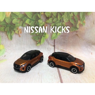 Tomica Nissan Kicks สีส้มอิฐ