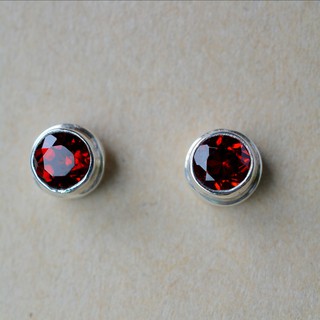 ต่างหูเงินพลอยโกเมน (Garnet Earrings)