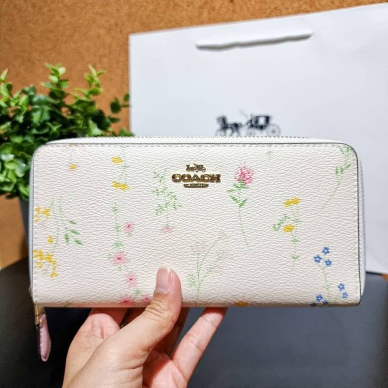 กระเป๋าสตางค์ Coach แท้💯 สีขาว ลายดอกไม้ น่ารัก ผู้หญิง ใบยาว กระเป๋าเงิน