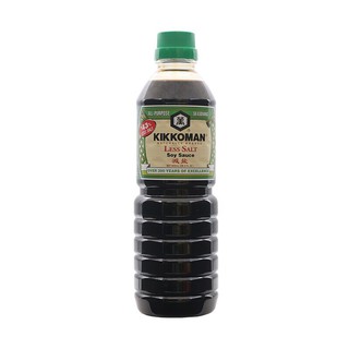 คิคโคแมนซอสถั่วเหลืองชนิดเค็มน้อย 600มล. Kikkoman Low-Soy Soy Sauce 600ml