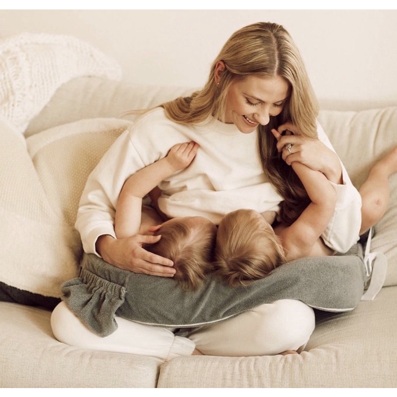 หมอนให้นม แฝด My Brest Friend Deluxe Twin Plus Nursing Pillow สำหรับให้