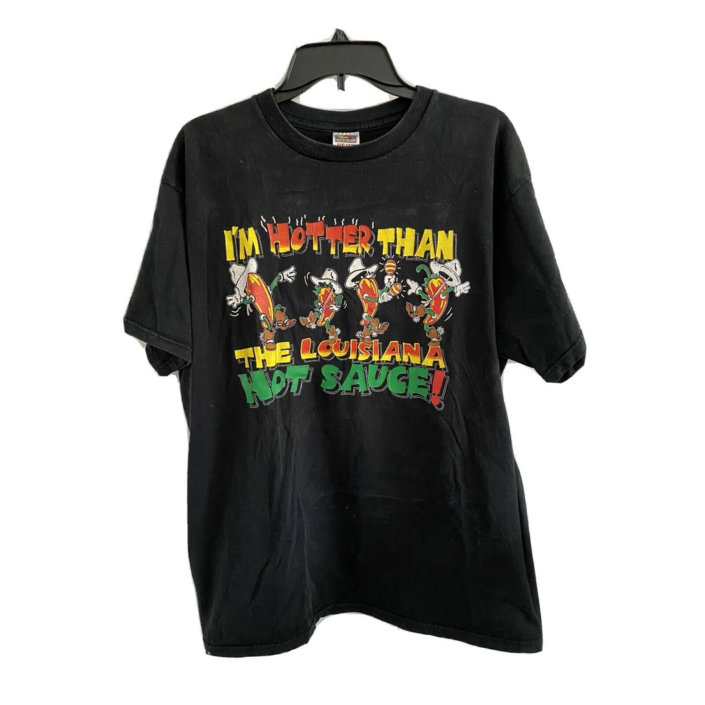 เสื้อยืด พิมพ์ลาย VTG Scooter Lee's Moving On Up Tour I'm Hotter Than Louisiana Hot Sauce สําหรับผู้ชาย