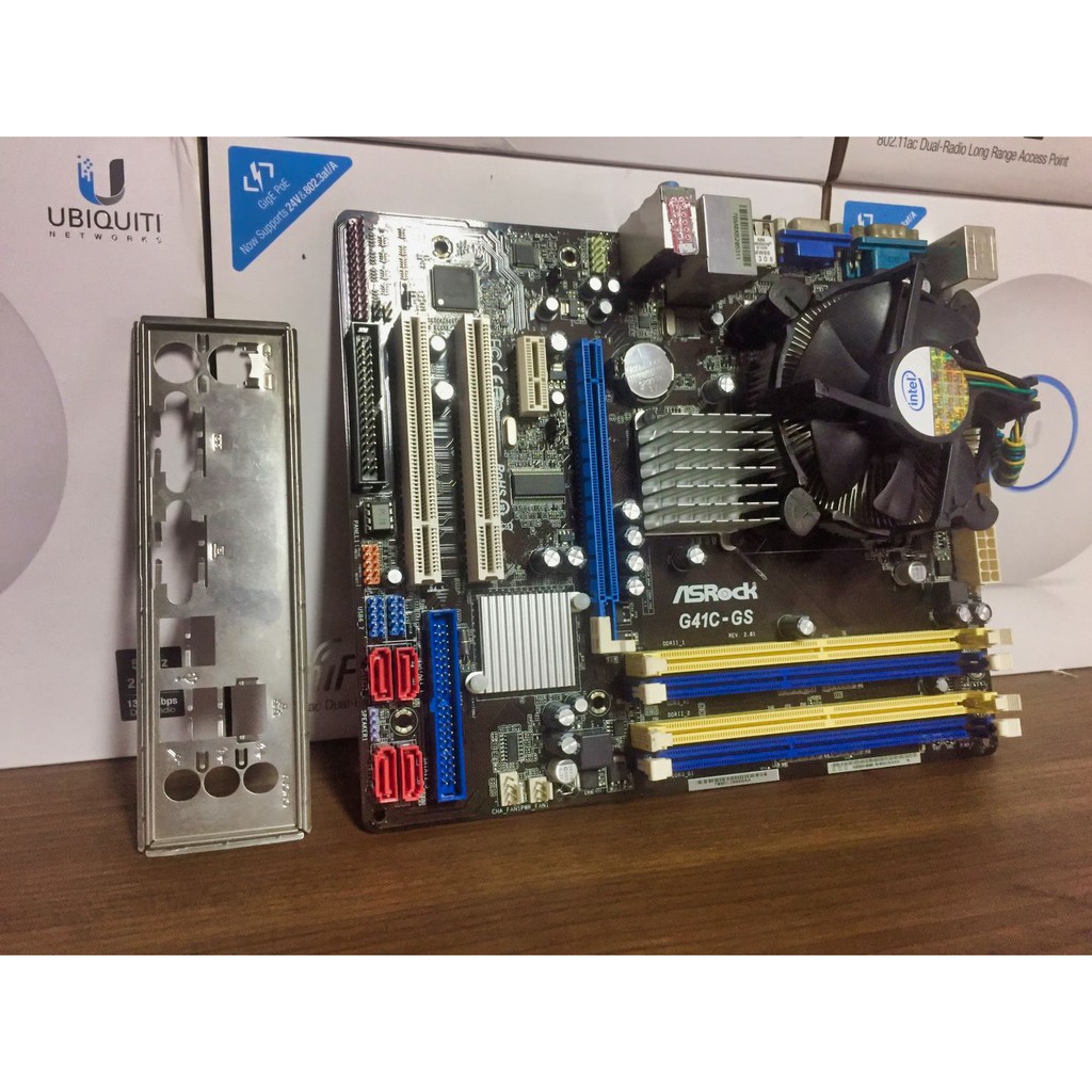 เมนบอร์ด ชุด cpu Q9500+เมนบอร์ด+ฝาหลัง+พัดลม (รุ่นนี้แรม4ช่อง) แรงเกือบ I5-Gen2  สวยสุดๆ