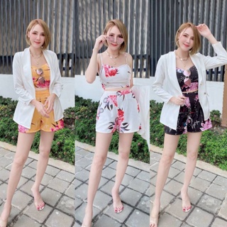 Set  (3) ชิ้น เอาไปใส่แมทแยกได้ เสื้อแขนยาวสูท ปกกล้วยหอม​กระดุมแกะได้ สีสวยเรียบหรู  กางเกงขาสั้น เอวยืดหลัง มีซิปข้าง