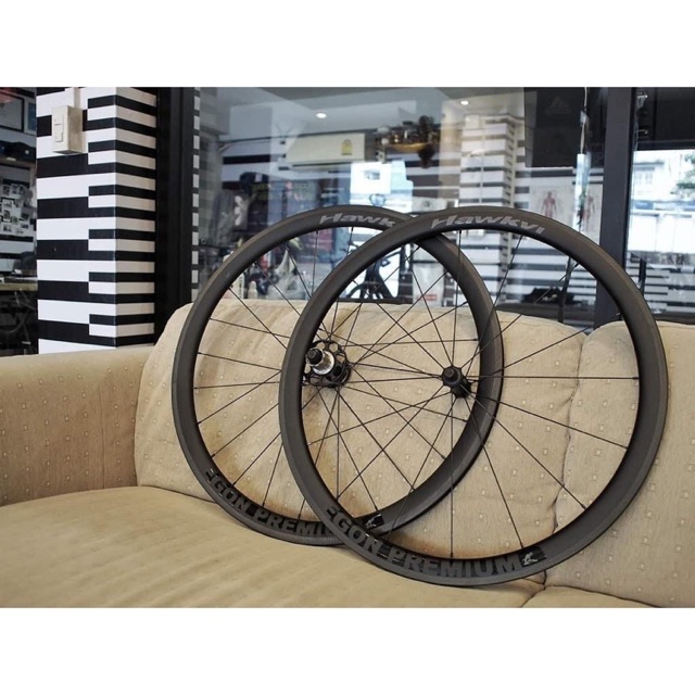 ล้อ จักรยานเสือหมอบ Hawkvi EC4 carbon ไม่มีแกนปลด