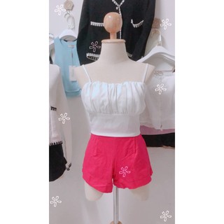 เสื้อสายเดี่ยวมีระบายที่หน้าอก