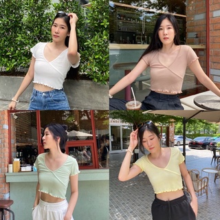 Rosie Top (เสื้อระบายแขน)