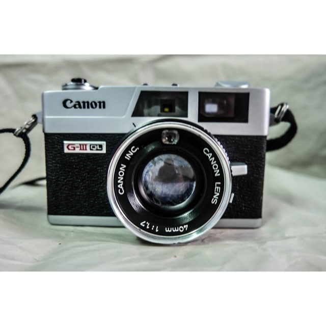 (-ขายแล้ว-) กล้องฟิล์ม Canon Canonet QL17 GIII