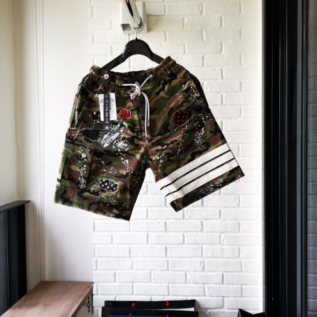 Destroyed Camo Shorts Hold'em Denim