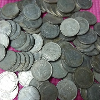 เหรียญ 1 บาท เรือพระที่นั่งสุพรรณหงส์ พ.ศ.2520 ผ่านใช้ (ชุด 10 เหรียญ)