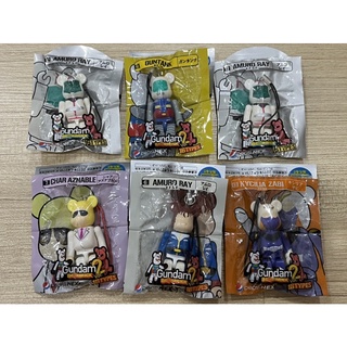 Gundam Bearbrick 70% พวงกุญแจกันดั้ม หมีบริค 70% ของใหม่ ในแพค มี 5 แบบ