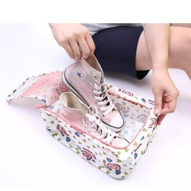 ส่งจากไทย  กระเป๋าจัดรองเท้า รุ่นพับเก็บได้ มีหูหิ้ว Shoes Punch ราคา ถูกที่สุด ดีลบีเคเค แกลเลอรีภาพที่ 6