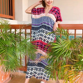 Maxi Dress ลายแพทเทิร์น