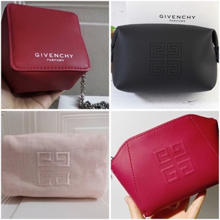 กระเป๋าเครื่องสำอางค์ กระเป๋า จีวองชี่ Givenchy สวยหรู มีหลายแบบให้เลือกจ้า