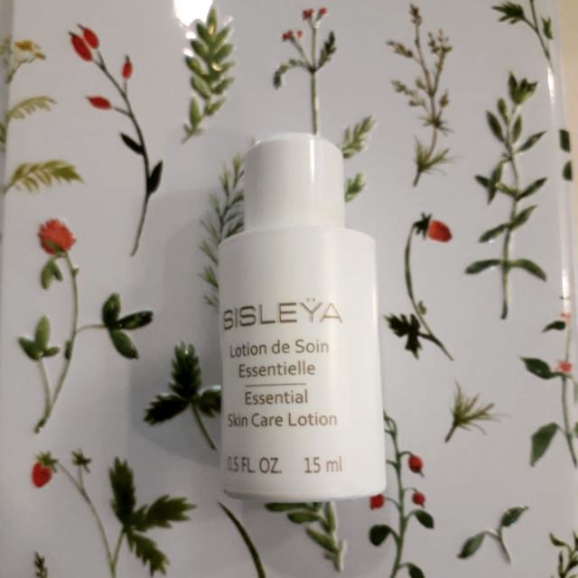(Exp.2025/2026) Sisleya Essential Skin Care Lotion 15ml (150ml 5,500B