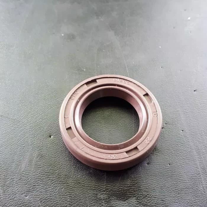 ซีลน้ํามัน TC 65 90 7 VITTON. Tc 65 x 90 x 7 VITTON