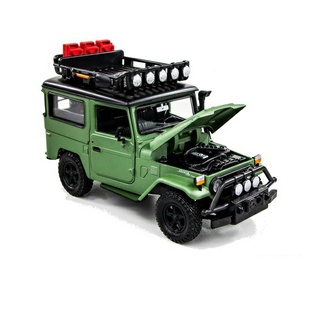 โมเดลรถ Motomax  No.♯ 79137 TOYOTA FJ40 LAND CRUISER OFF ROAD สีเขียว (Scale 1:24) สวยสมจริงเหมาะกับการสะสม