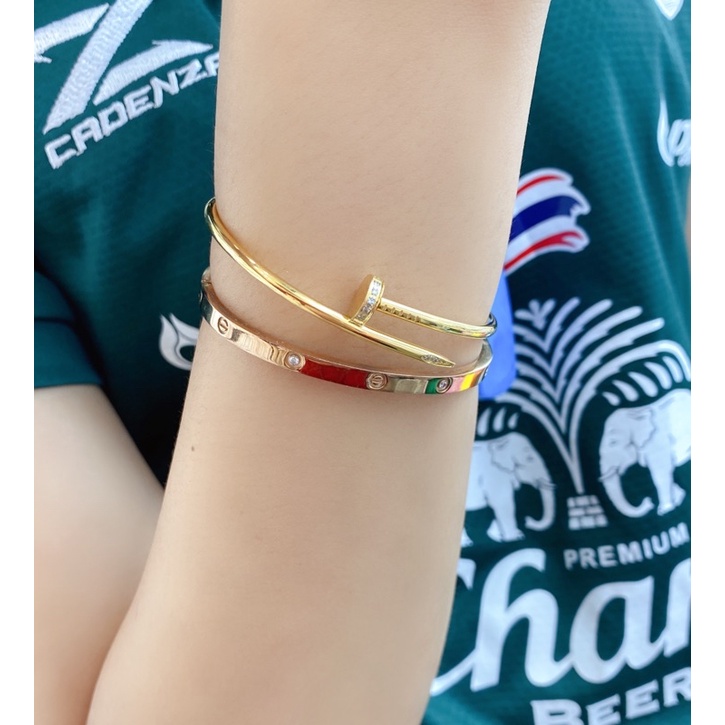 พร้อมส่ง กำไลข้อมืองานพีเมี่ยมตัวบางวงเล็ก สแตนเลสสลักน๊อต