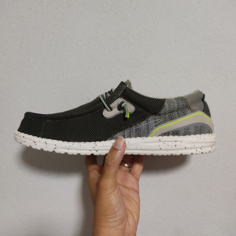 Hey Dude แท้ มือหนึ่ง ป้ายห้อย