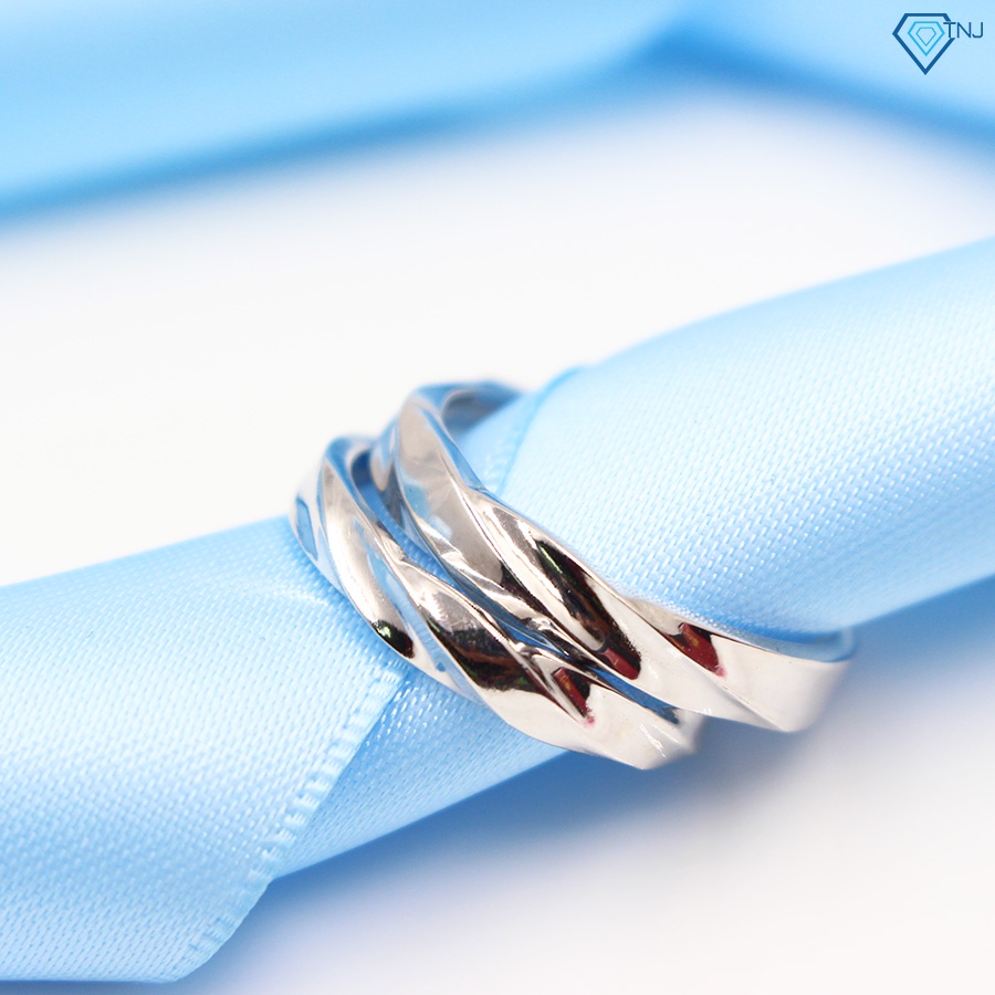 แหวนคู่เงินสําหรับผู้ชายและผู้หญิงพร้อมชื่อสลักคําเรียกโชค ND0262 TNJ Jewelry