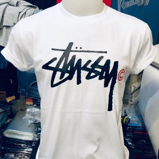 Stussy T-shirt 💯 %Cotton No.30 เสื้อยืด ผ้านุ่ม ไม่มีรอยต่อตะเข็บข้างใส่สบาย ไม่โหดสีไม่ตก