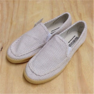 Mashare รองเท้าผ้าใบลูกฟูก รุ่น M-95 (สีครีม) Size 39-43