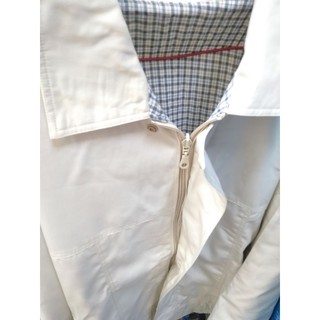 เสื้อกันหนาว มาใหม่ สีครีม ขายราคาเดียว500บาท