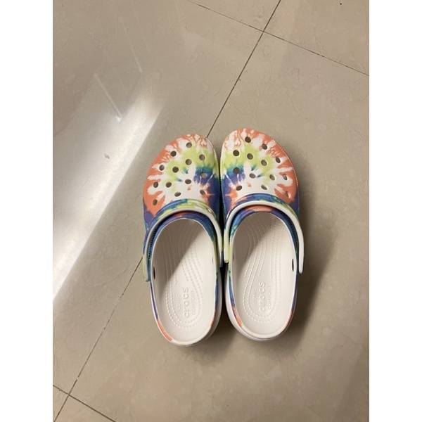 รองเท้า crocs แท้100