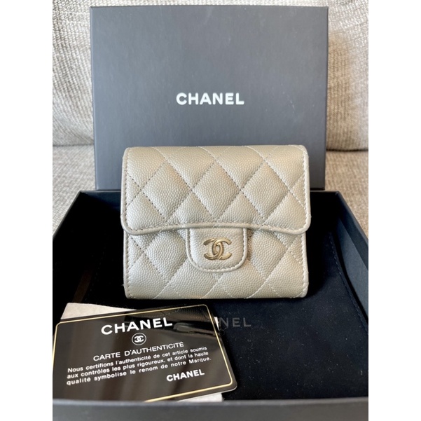 Chanel Trifold wallet holo22  ครีมมุก ออก pearly สีสวยมาก คุณหนูสุดๆ