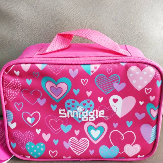 GIGGLE BY SMIGGLE LUNCHBOX ORIGINAL SMIGGLE CHILDRENS LUNCH BOX