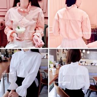 พร้อมส่ง สีขาวและชมพู 🎀 Sweet Beatrice Love me Tender Blouse