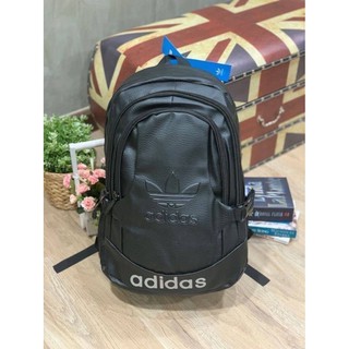 💕 Adidas Triple Zip  Backpack กระเป๋าเป้ สไตล์ลำลอง