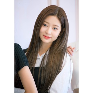 โปสเตอร์ Kim MinJu คิม มินจู IZ*ONE Izone ไอซ์วัน Poster Korean Girl Group เกิร์ล กรุ๊ป เกาหลี K-pop kpop ของขวัญ