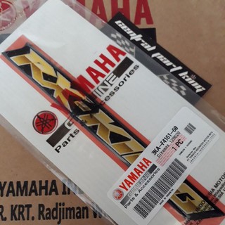 ฝาดุมล้อ หรือกล่องแบตเตอรี่ RX KING ตัวลดเสียง 2007-2008 ของแท้ YAMAHA YGP 3KA-F4161-60