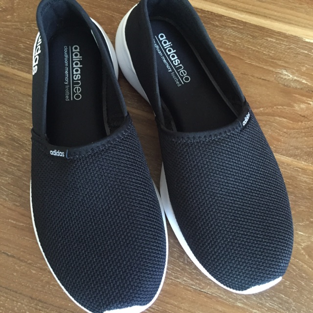 Adidas slip on neo