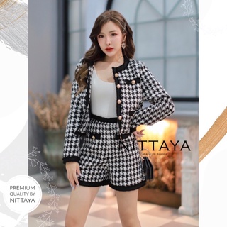 NITTAYA set เสื้อแขนยาวผ้าทวิสประดับกระดุมทอง+กางเกงขาสั้น