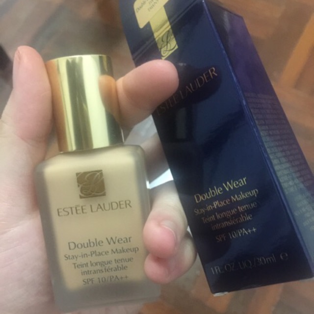 ส่งต่อ รองพื้นestee 3w1