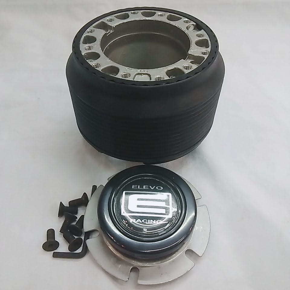 คอพวงมาลัยแต่งคอหนา 3นิ้ว ( NISSAN ) ระหัด N-9 สำหรับรุ่นทุกรุนเหมือน N-8 AIRBAG , ดู URVAN'04 รุ่นใ